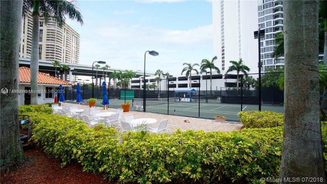 5 of 25 - 3530 Mystic Pointe Dr 2303, Aventura, FL