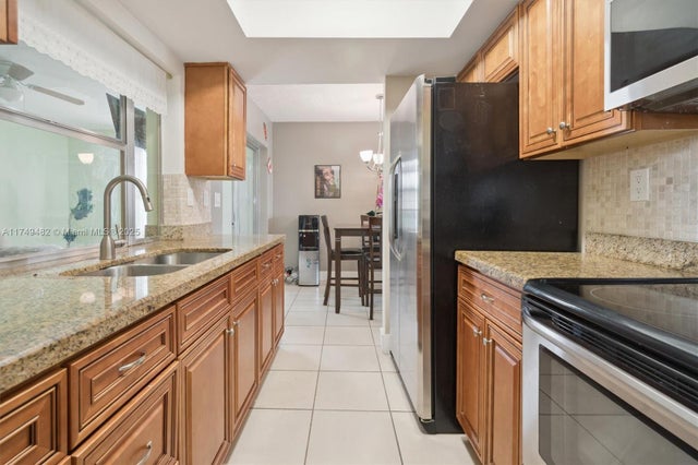 1 of 15 - 5707 Nw 85th Ave, Margate, FL
