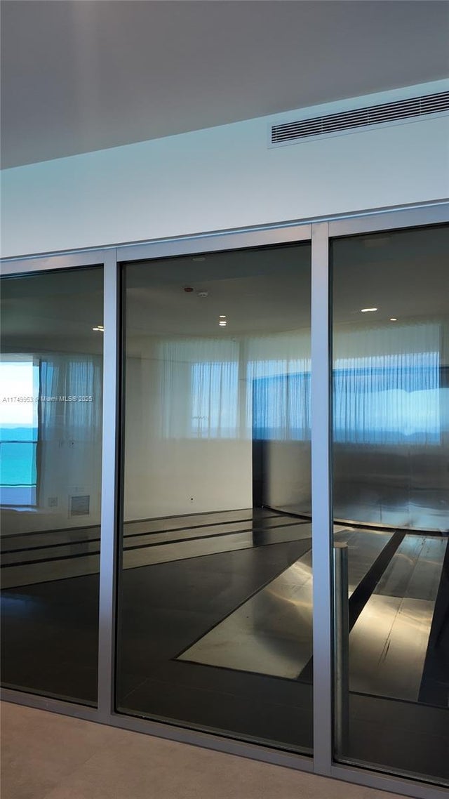 3 of 25 - 18555 Collins Ave 905, Sunny Isles Beach, FL