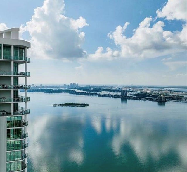 2 of 35 - 2900 Ne 7th Ave 1601, Miami, FL