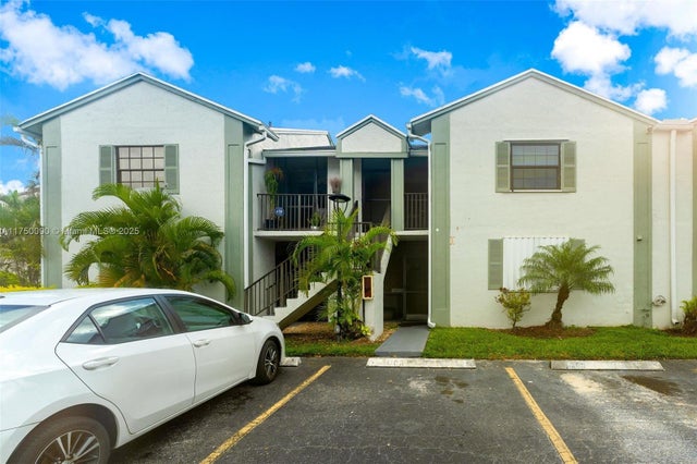 2 of 36 - 1303 S Liberty Ave 1303i, Homestead, FL