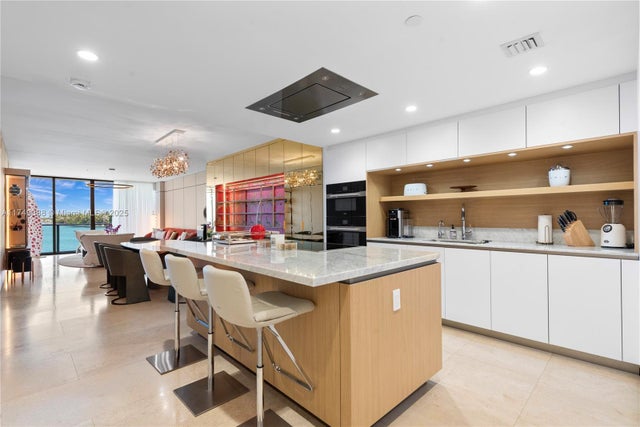 4 of 37 - 1135 103 St 303, Bay Harbor Islands, FL