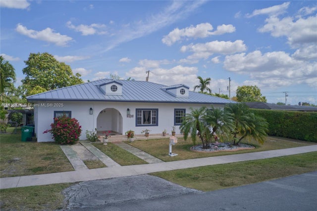 1 of 44 - 10745 Westwood Lake Dr, Miami, FL
