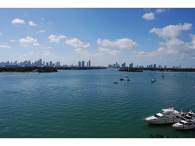 1 of 17 - 1100 West Ave 916, Miami Beach, FL