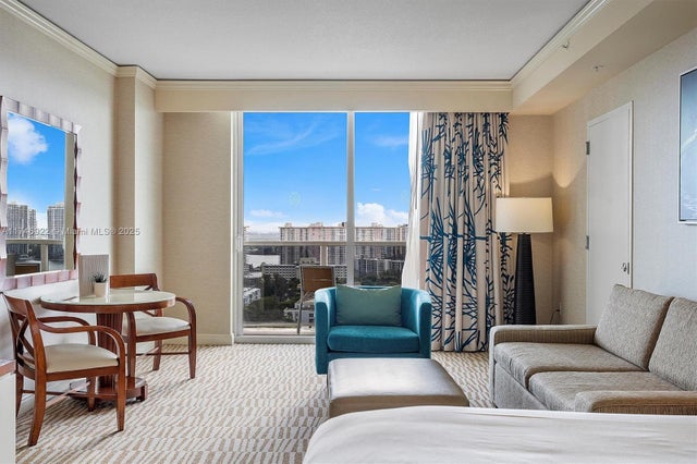 5 of 55 - 18001 Collins Ave 1817, Sunny Isles Beach, FL