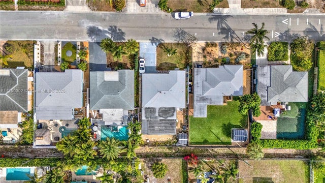 5 of 37 - 1317 N M St, Lake Worth, FL