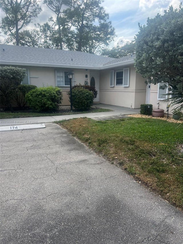1 of 17 - 176 Cape Cod Circle, Lake Worth, FL