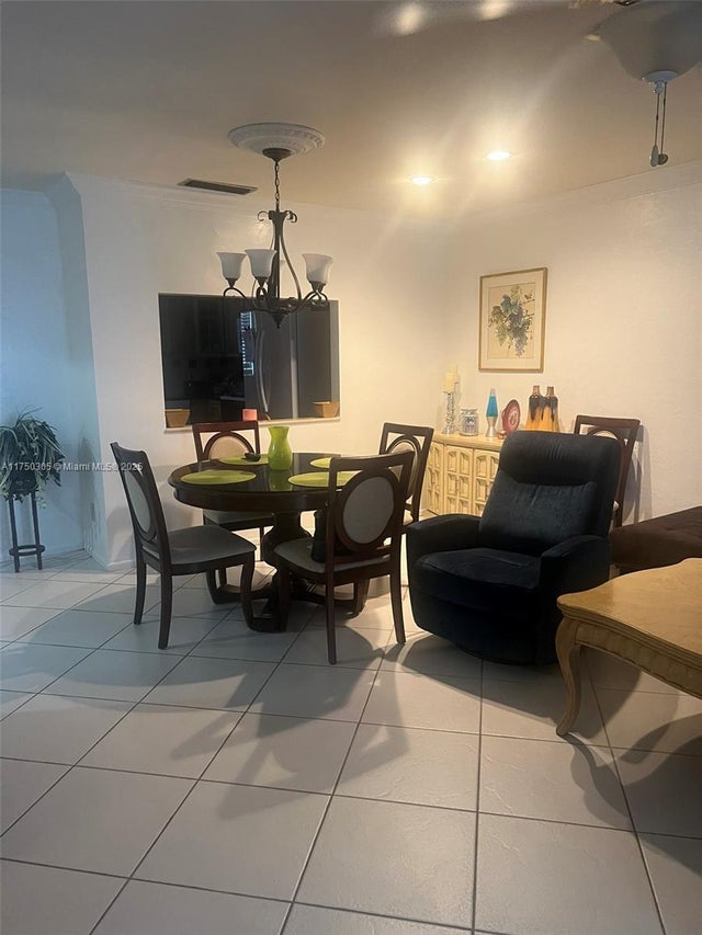 4 of 17 - 176 Cape Cod Circle, Lake Worth, FL