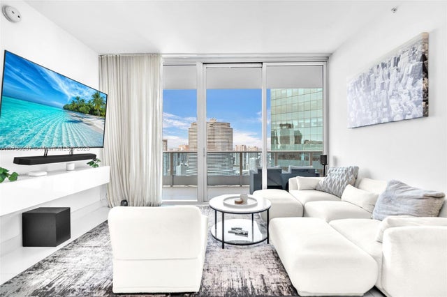 2 of 26 - 200 Biscayne Boulevard Way 4910, Miami, FL