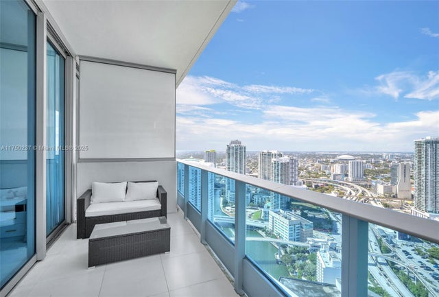 5 of 26 - 200 Biscayne Boulevard Way 4910, Miami, FL