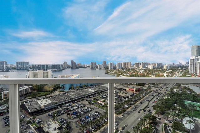 5 of 40 - 18001 Collins Ave 2002, Sunny Isles Beach, FL