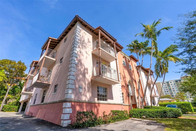 3 of 35 - 29 Santillane Ave 7, Coral Gables, FL