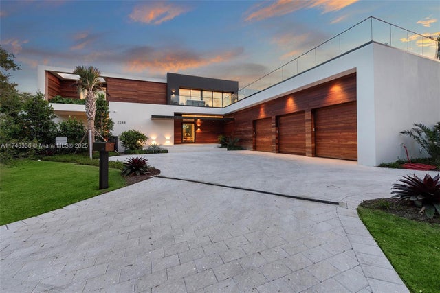 3 of 75 - 2288 Sunset Dr, Miami Beach, FL