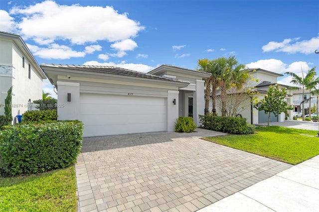 2 of 39 - 4577 Sw 174th Ave, Miramar, FL