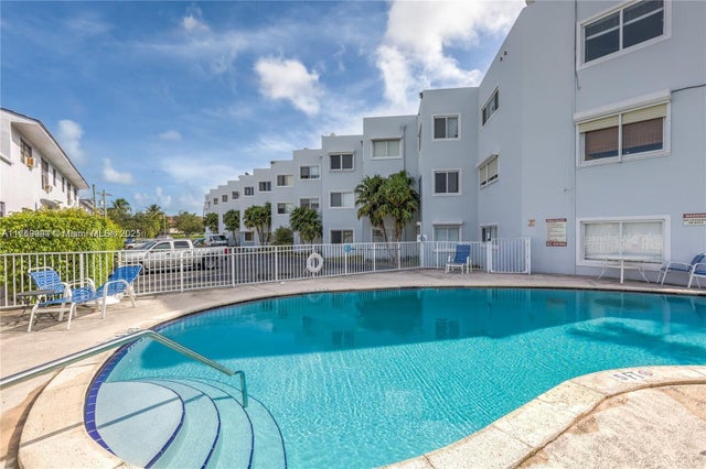 2 of 25 - 1185 Marseille Dr 205, Miami Beach, FL