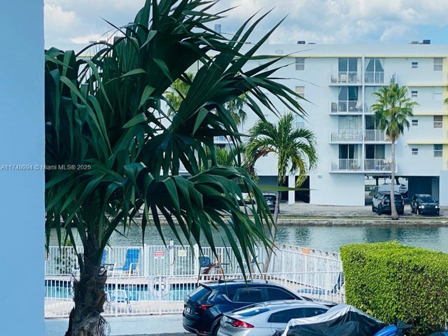 3 of 25 - 1185 Marseille Dr 205, Miami Beach, FL