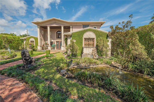 1 of 36 - 1111 Washington St, Hollywood, FL