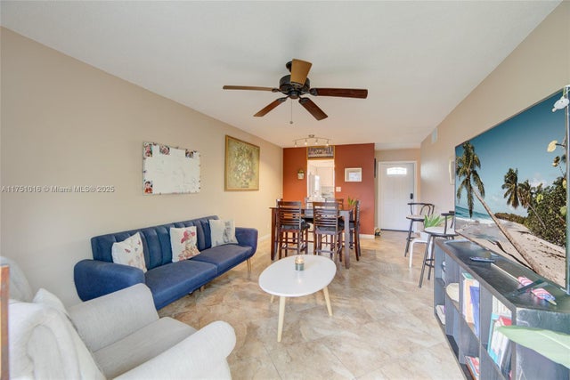 3 of 20 - 1400 Tallwood Ave 303, Hollywood, FL