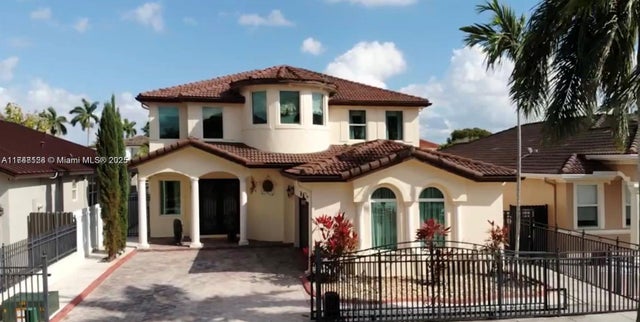 1 of 44 - 1065 Sw 150th Pl, Miami, FL
