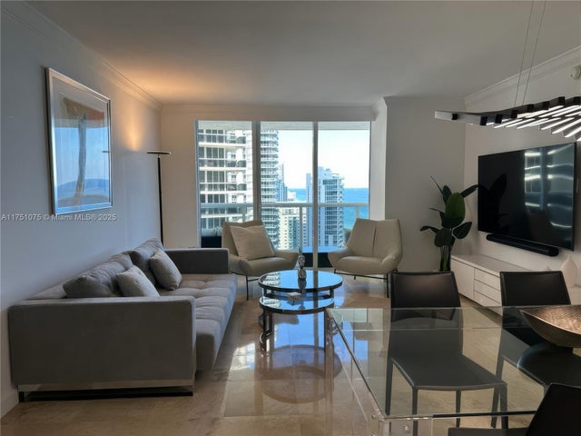 2 of 32 - 1830 S Ocean Dr 2510, Hallandale Beach, FL