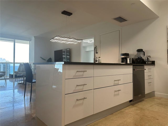 3 of 32 - 1830 S Ocean Dr 2510, Hallandale Beach, FL