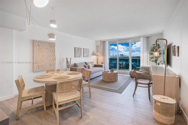 1 of 41 - 2301 Collins Ave 1534, Miami Beach, FL