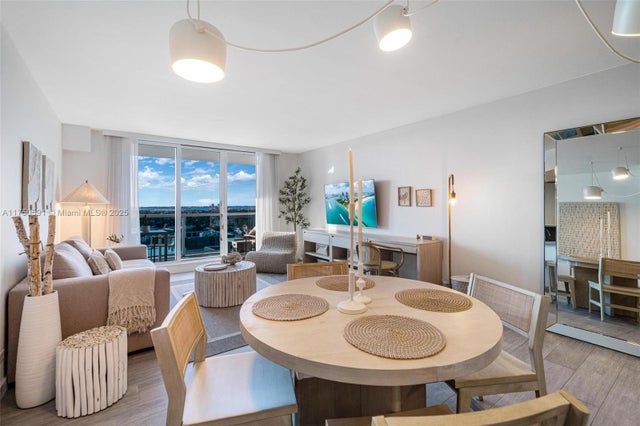 2 of 41 - 2301 Collins Ave 1534, Miami Beach, FL