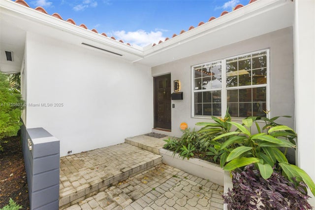 2 of 51 - 1556 Palermo Ave, Coral Gables, FL