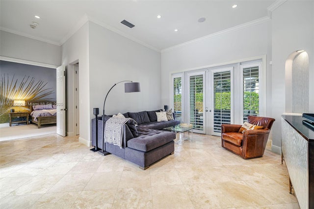5 of 29 - 16721 Sw 86th Ct, Palmetto Bay, FL