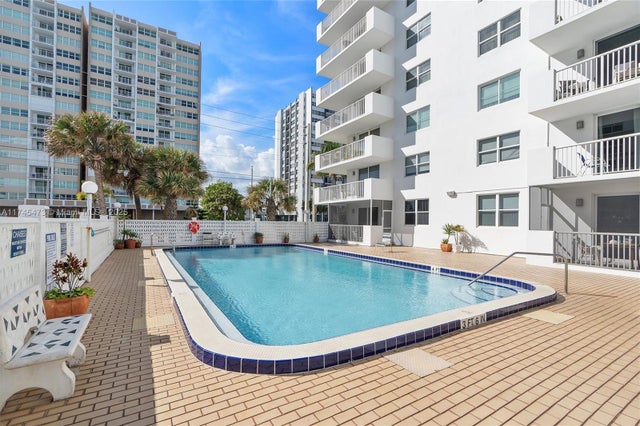 2 of 37 - 1601 S Ocean Dr 1101, Hollywood, FL