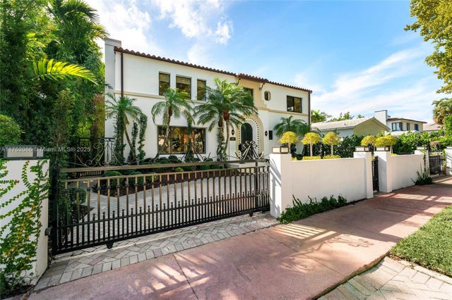 2 of 30 - 6146 Pine Tree Dr, Miami Beach, FL