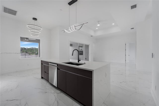 5 of 35 - 2721 Nw 41st Ave, Cape Coral, FL