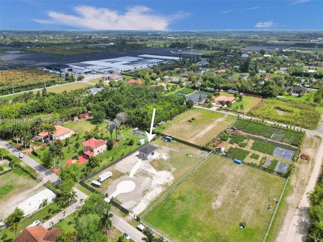 3 of 23 - 19620 Sw 206 Street, Miami, FL