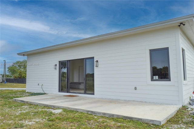 5 of 23 - 19620 Sw 206 Street, Miami, FL