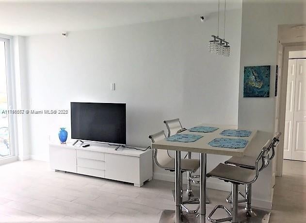 3 of 20 - 1035 West Ave 708, Miami Beach, FL