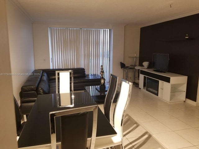 2 of 14 - 2020 Ne 135th St 904, North Miami, FL