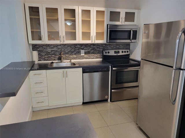 1 of 18 - 1470 Ne 123rd St A204, North Miami, FL