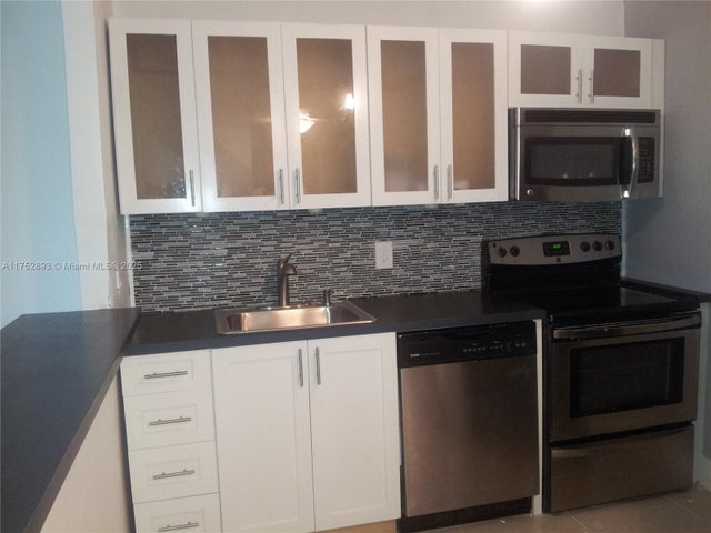 2 of 18 - 1470 Ne 123rd St A204, North Miami, FL