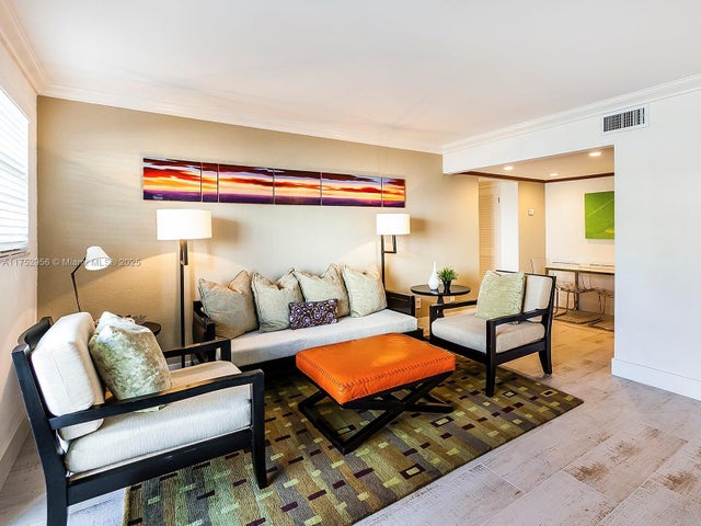2 of 12 - 518 Euclid Ave 1, Miami Beach, FL