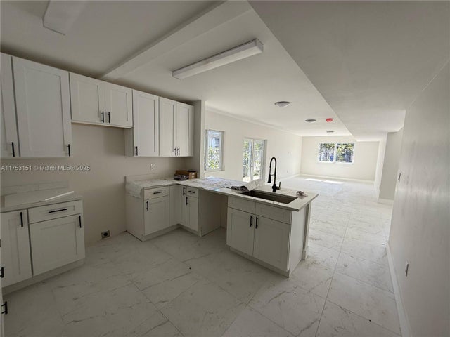 2 of 25 - 1361 Nw 29th Ter, Miami, FL