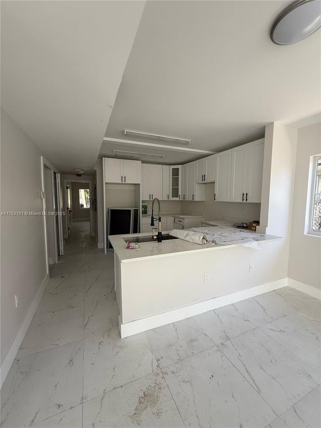 3 of 25 - 1361 Nw 29th Ter, Miami, FL