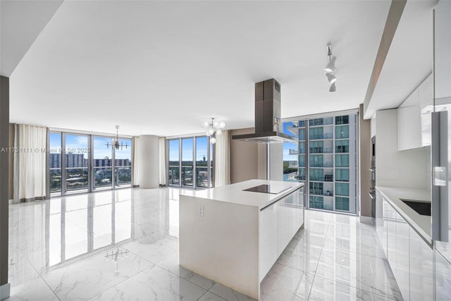 5 of 39 - 300 Sunny Isles Blvd 4-1208, Sunny Isles Beach, FL