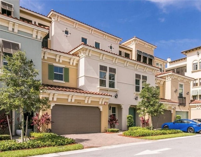 5 of 68 - 2910 Nw 124th Way 2910, Sunrise, FL