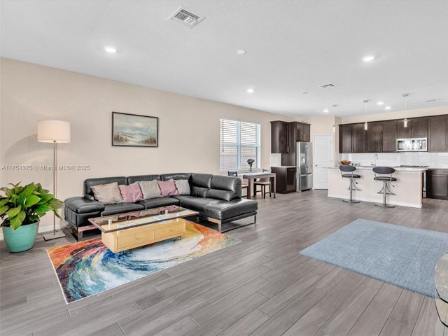 3 of 50 - 1575 Pongam Ter, Hollywood, FL