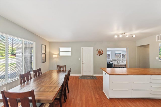 5 of 33 - 12955 Ne 11th Ave, North Miami, FL
