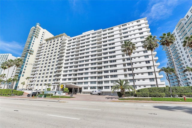 1 of 16 - 5005 Collins Ave 222, Miami Beach, FL