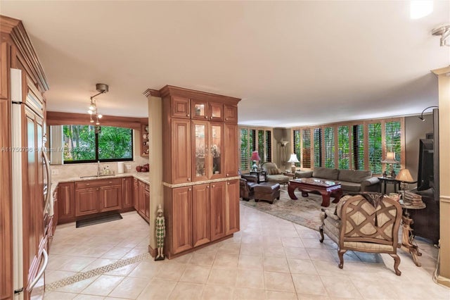 5 of 38 - 1698 S Ocean Ln 171, Fort Lauderdale, FL