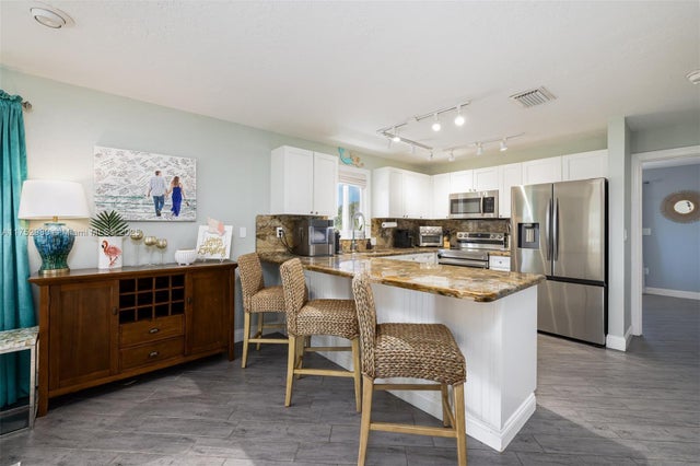5 of 55 - 264 Lincoln Ave, Tavernier, FL