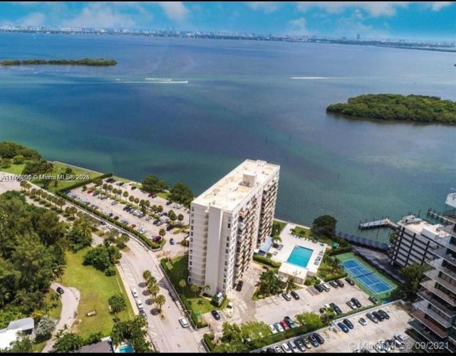 2 of 26 - 880 Ne 69th St 12r, Miami, FL