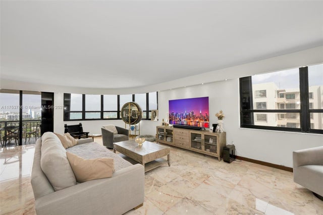 3 of 35 - 10175 Collins Ave 1207, Bal Harbour, FL